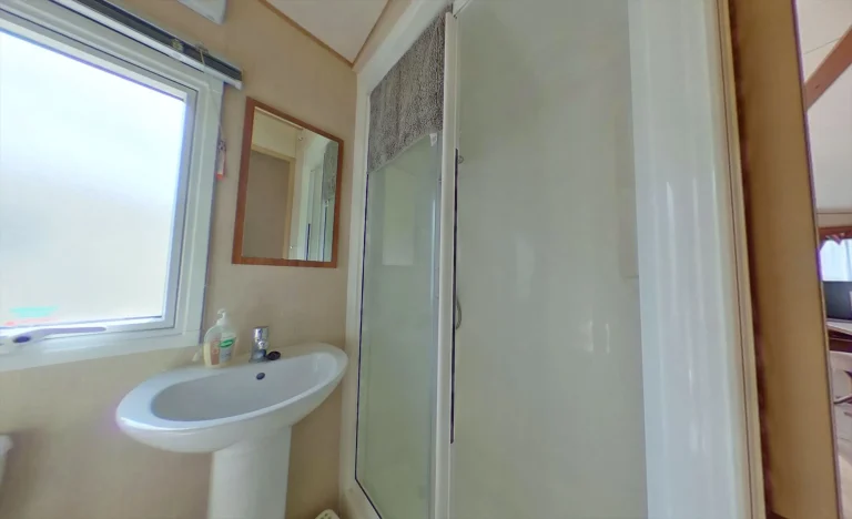 Shower amelia's retreat